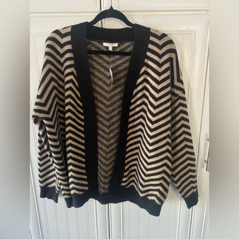 Maurices Black and Cream Knit Cardigan